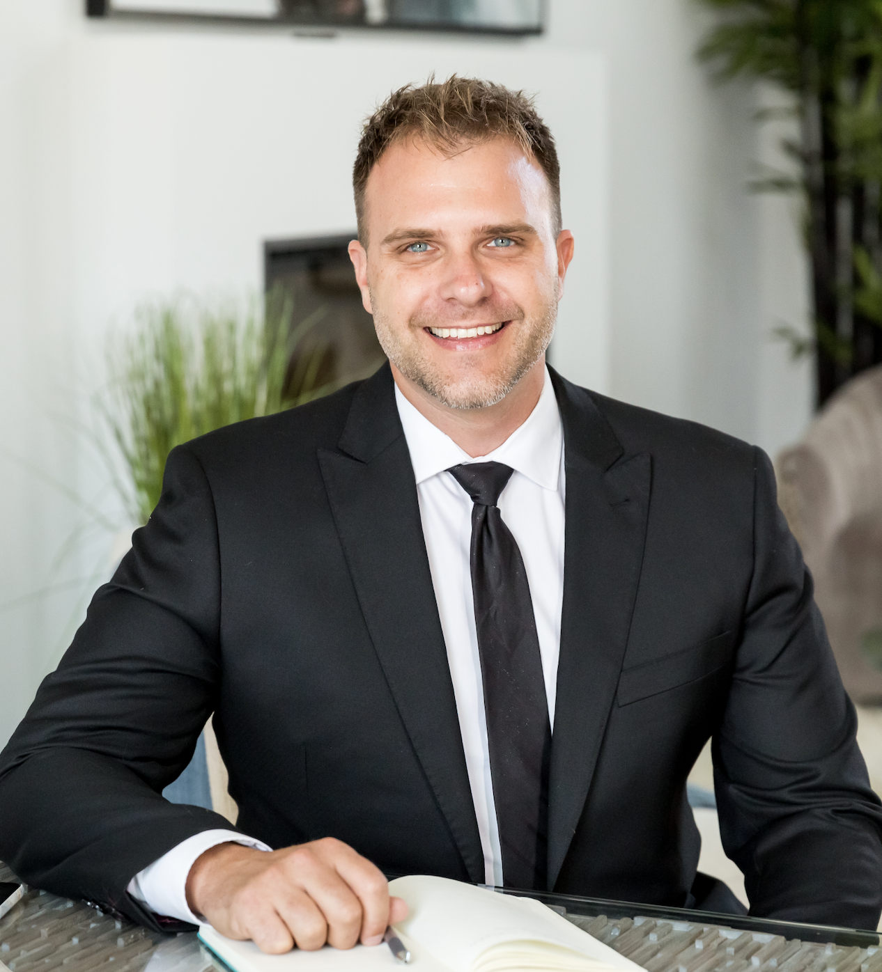 Jonathan Schultz, Real Estate Advisor